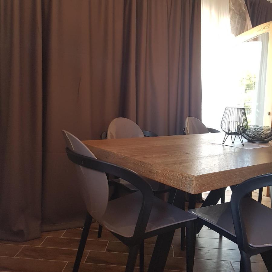 Apartmán Jardin Kapetanova Kuca Veli Iž Exteriér fotografie